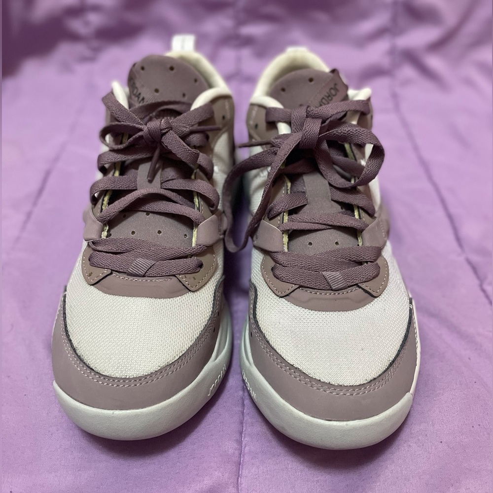 Women’s Jordan Air NFH